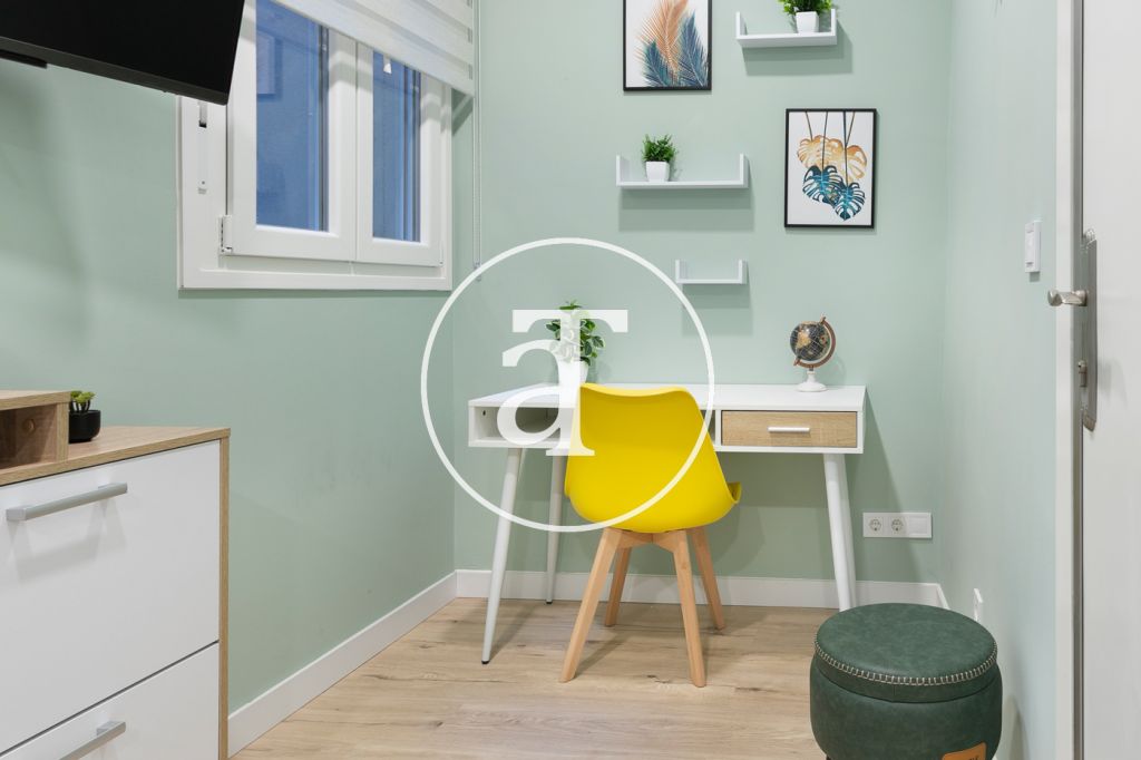 Monthly rental studio in the centre of Madrid 10