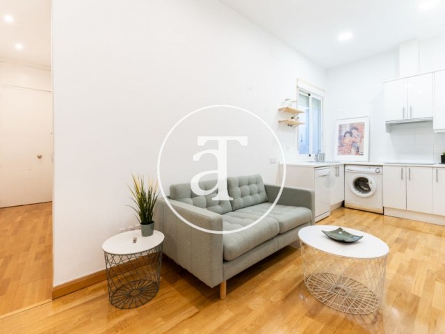 Appartement de 1 chambre et 1 salle de bain à louer temporairement à Chueca